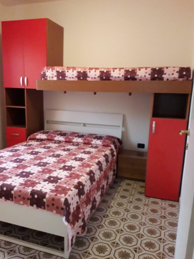 סוטומרינה Appartamento Al Mare Lorella מראה חיצוני תמונה