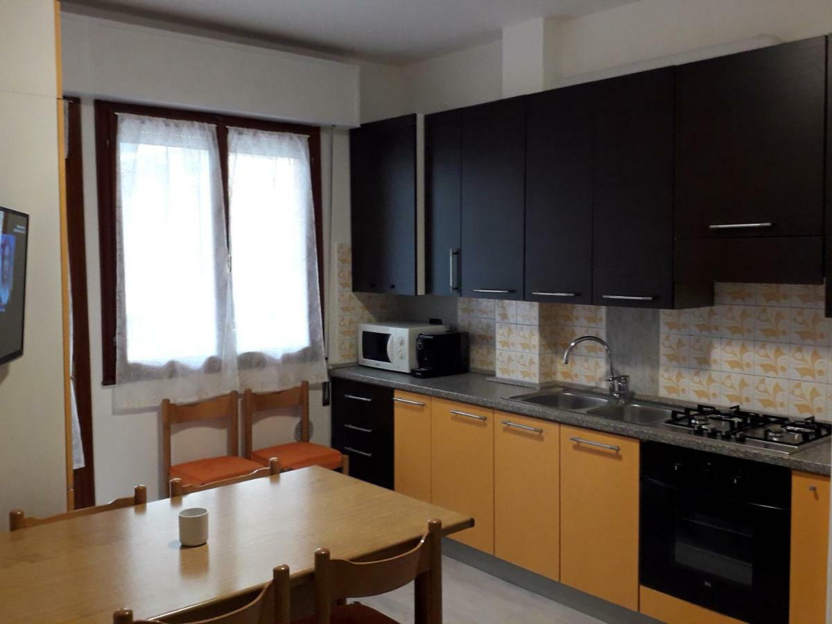 סוטומרינה Appartamento Al Mare Lorella מראה חיצוני תמונה