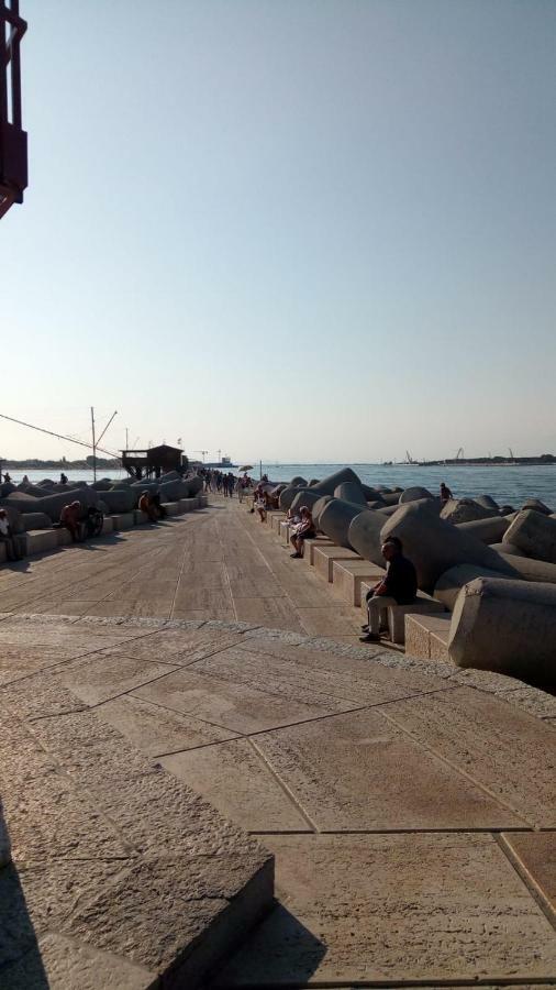 סוטומרינה Appartamento Al Mare Lorella מראה חיצוני תמונה