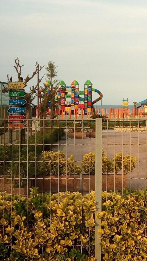 סוטומרינה Appartamento Al Mare Lorella מראה חיצוני תמונה